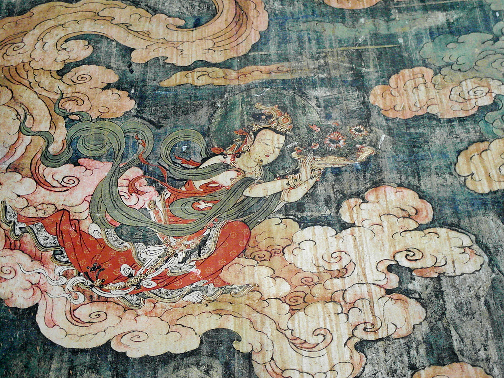 法海寺,一个有1700年历史的青岛最古老的佛寺,被誉为"青岛之根".