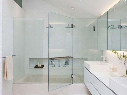 酒店厕所的墙壁,为何多数都是透明玻璃墙?可能与这几个原因有关