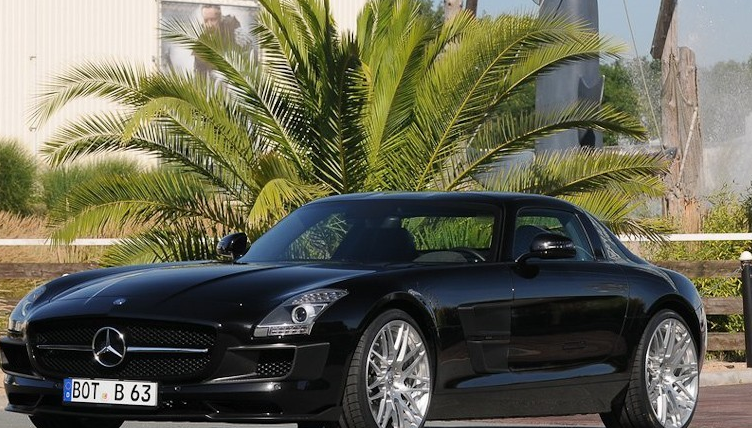 关于巴博斯sls级整体简约的设计,符合人们的审美