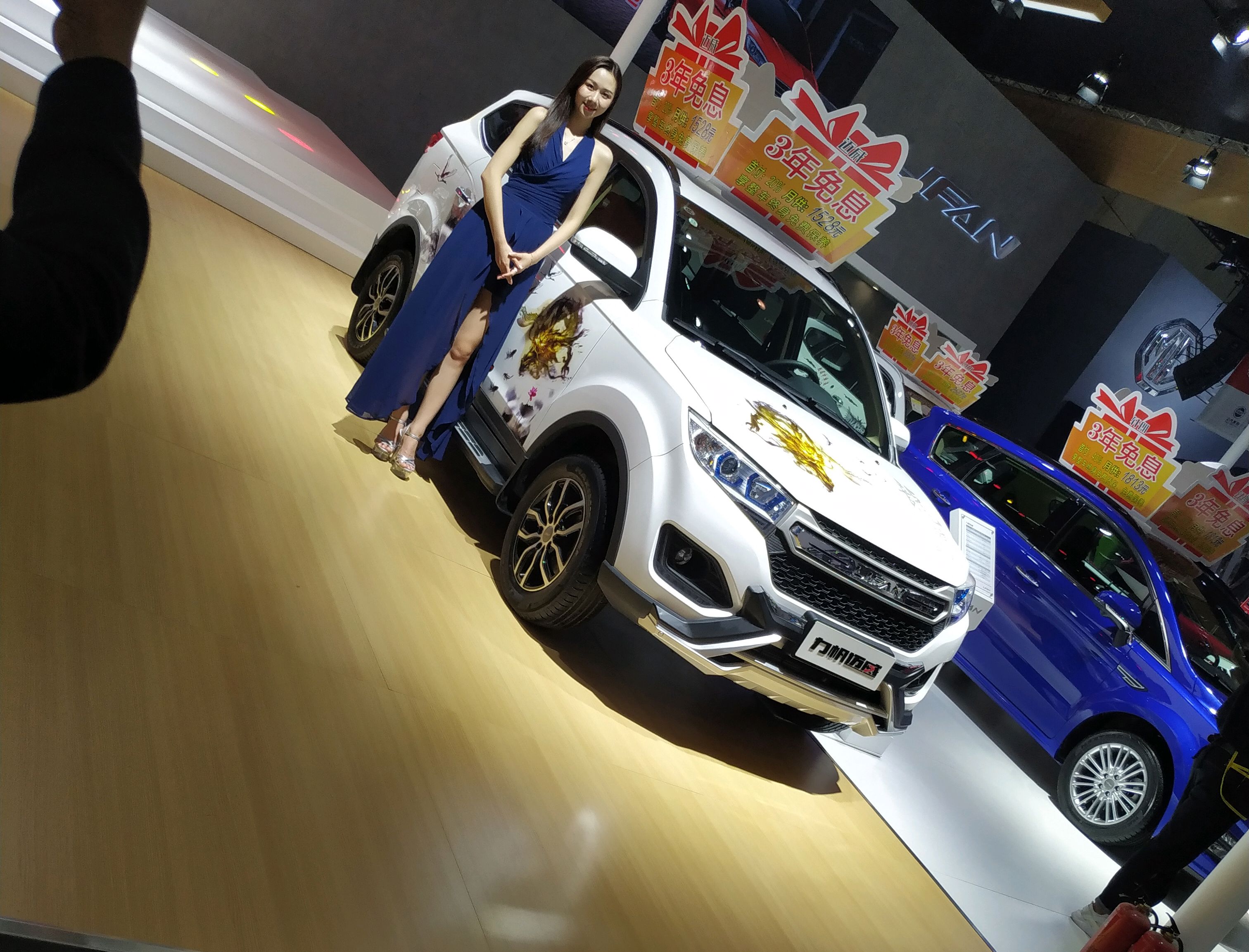 【百家探秘】武汉车展