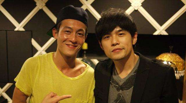 陈冠希疑似再次公开diss吴亦凡,暗讽北美音乐"刷榜"风波