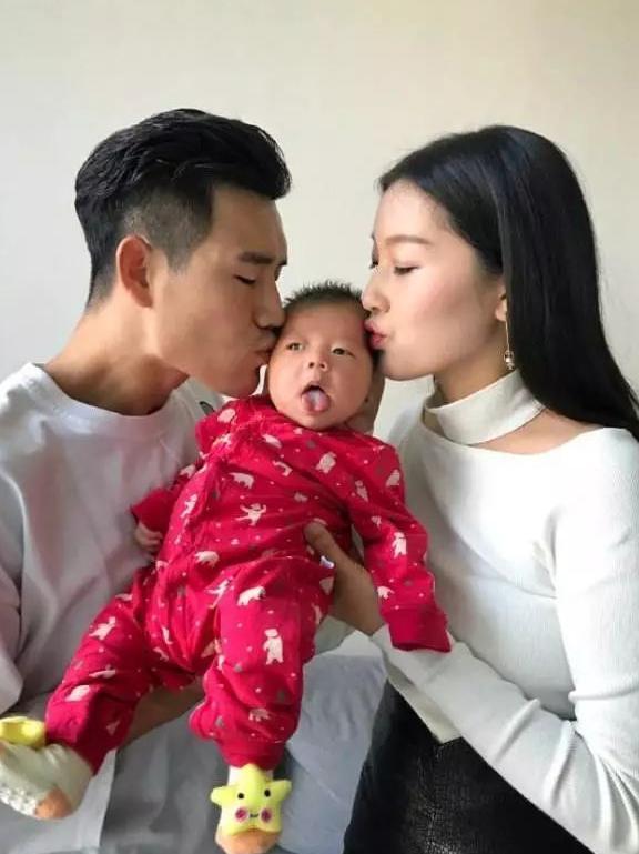 谢孟伟老婆多大年龄图片