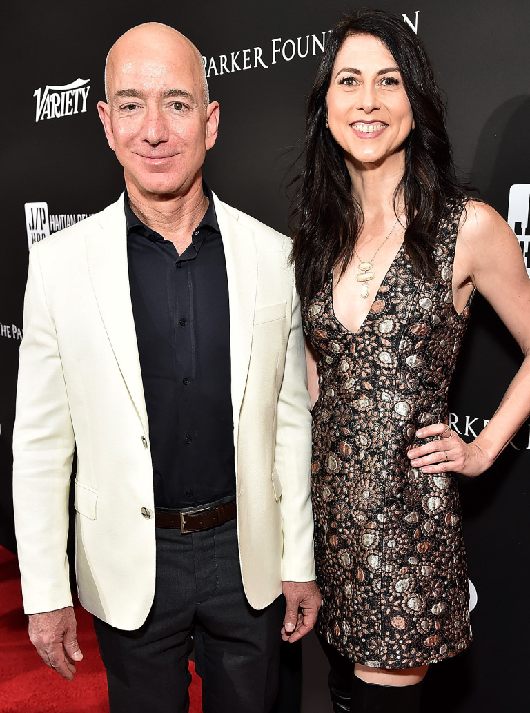 杰夫·贝佐斯和麦肯齐   eff & mackenzie bezos 考虑到亚马逊创嗜怂