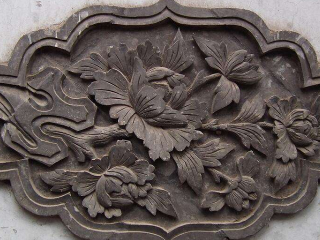 砖雕,青砖上的雕刻艺术,老北京古老的传统建筑装饰艺术