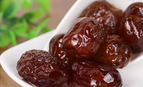 阿胶枣:香甜可口,美味养颜,你爱吃吗?