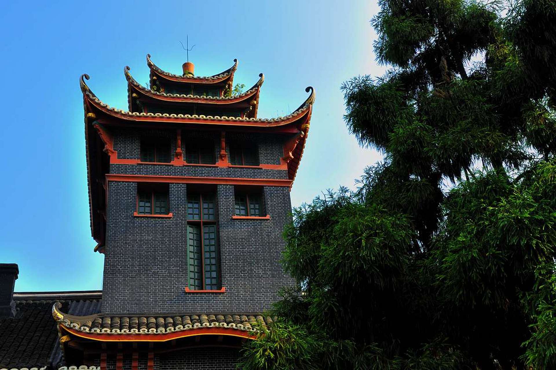 南充旅游景点排名前十名有哪些 南充,这座位于四川省东北部的历史文化