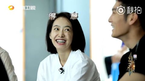 《幻乐之城》彩排日常 机器人女一号宋茜"认真不过一秒"