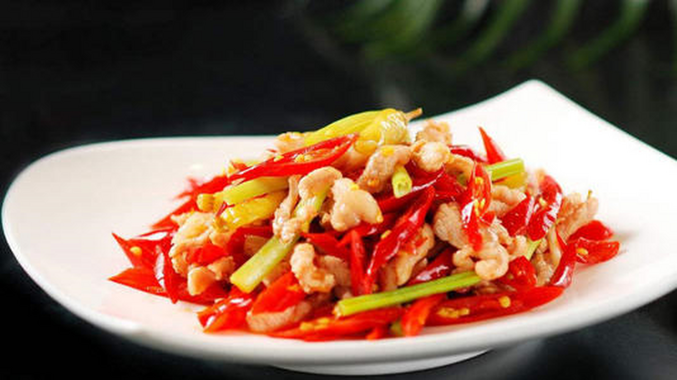 城市小吃地图#泡椒板筋是贵阳十大名菜之一,是用选用特色调味品泡椒