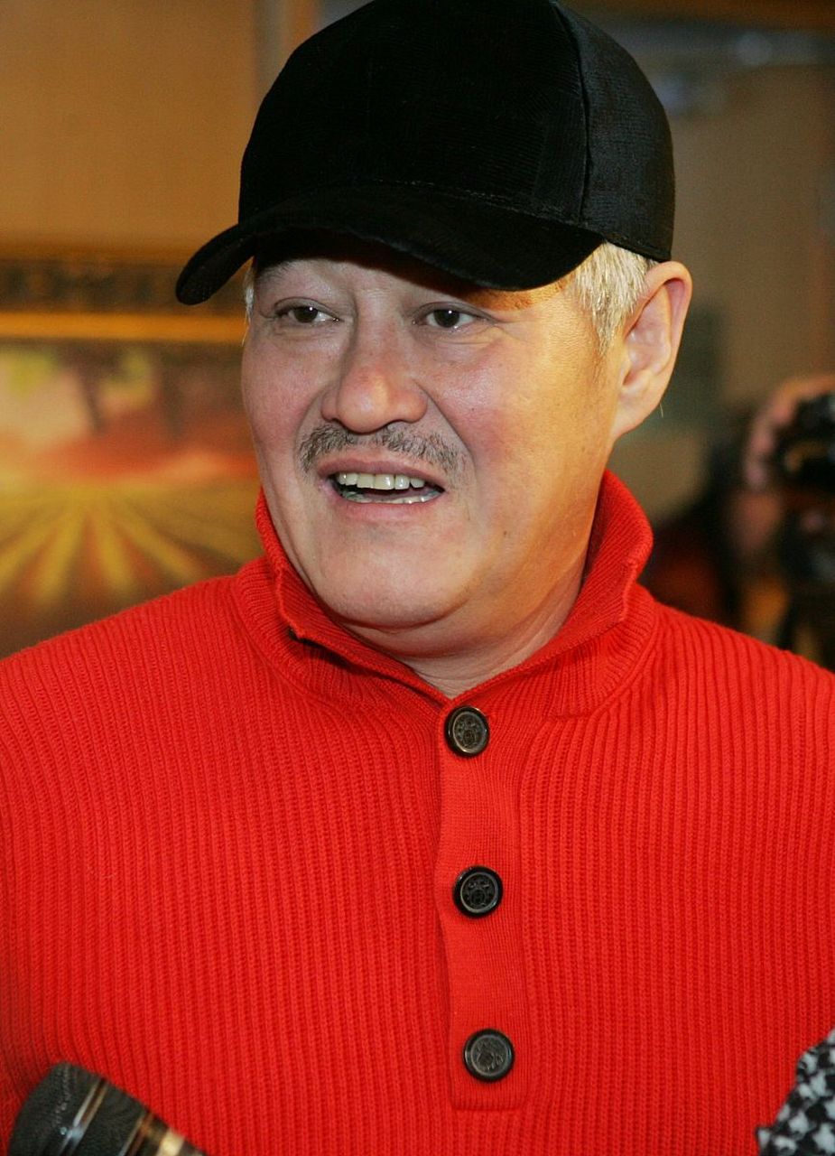 赵本山儿子新店开业,没人捧场,尴尬了!