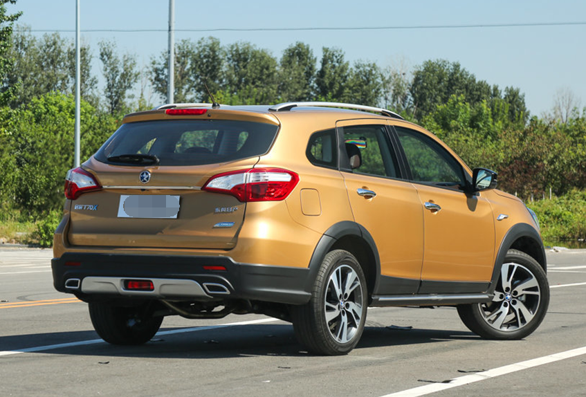 设计的相当流畅的启辰t70x,保持稳重大气的同时,也很有时尚美感