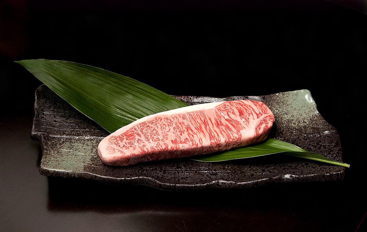 接下来是松阪牛排.相比于神户牛排和石垣牛排,它要低调很多.