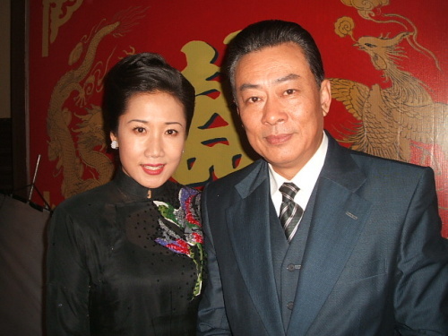 他是最帅老戏骨,离婚后独自照顾患病的儿子,如今和初恋再婚