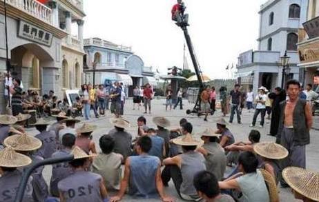 横店群头告诉你,一批人接过一轮戏后,再联系跑了一半