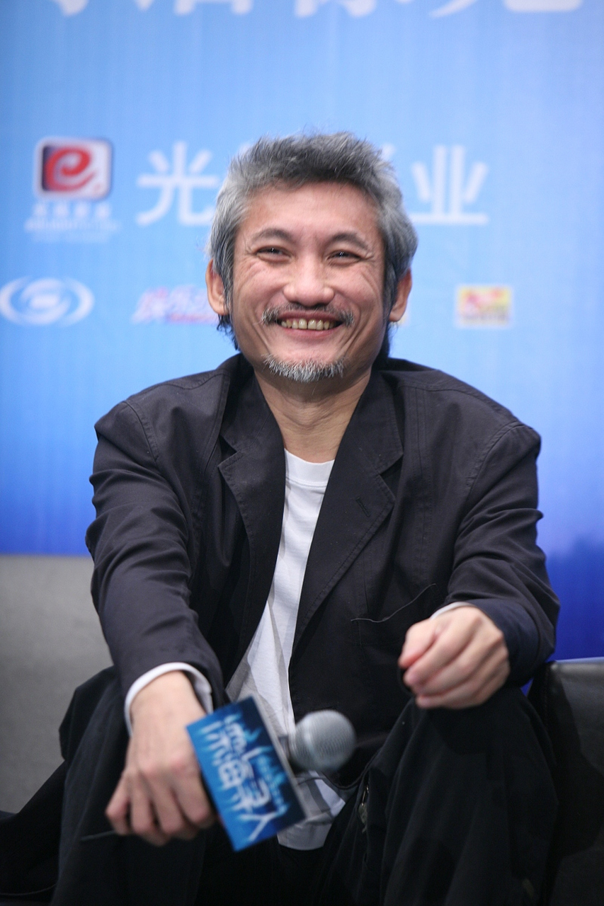 2013年,华人神探李昌钰首次见到徐克,一看徐克的面相,开口就问:"你是