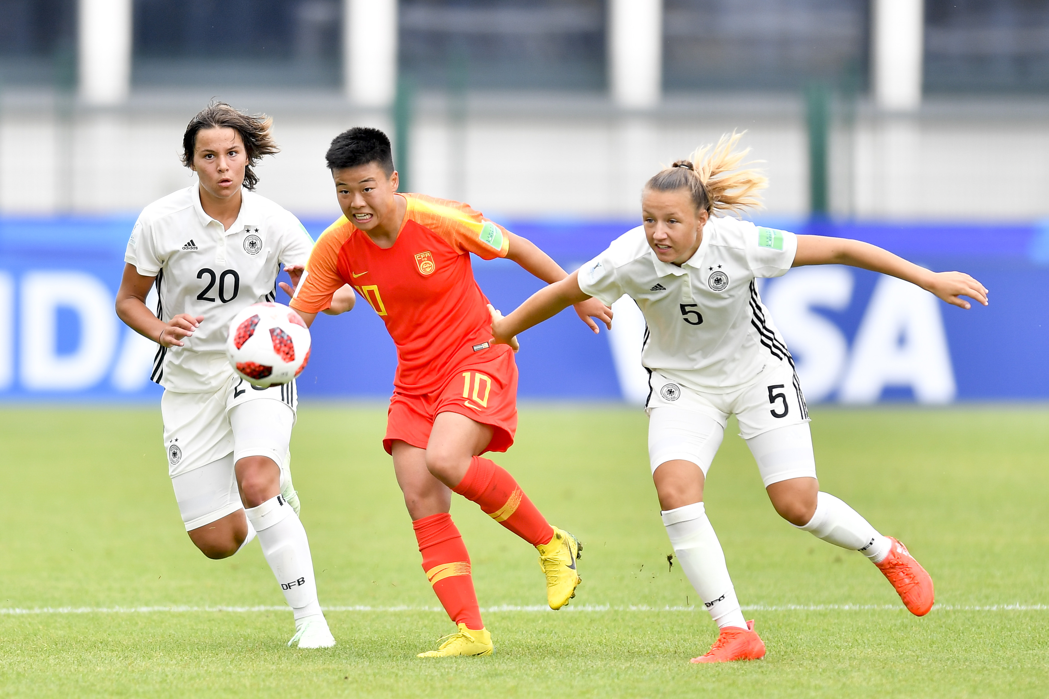 足球——u20女足世界杯:中国不敌德国(8)