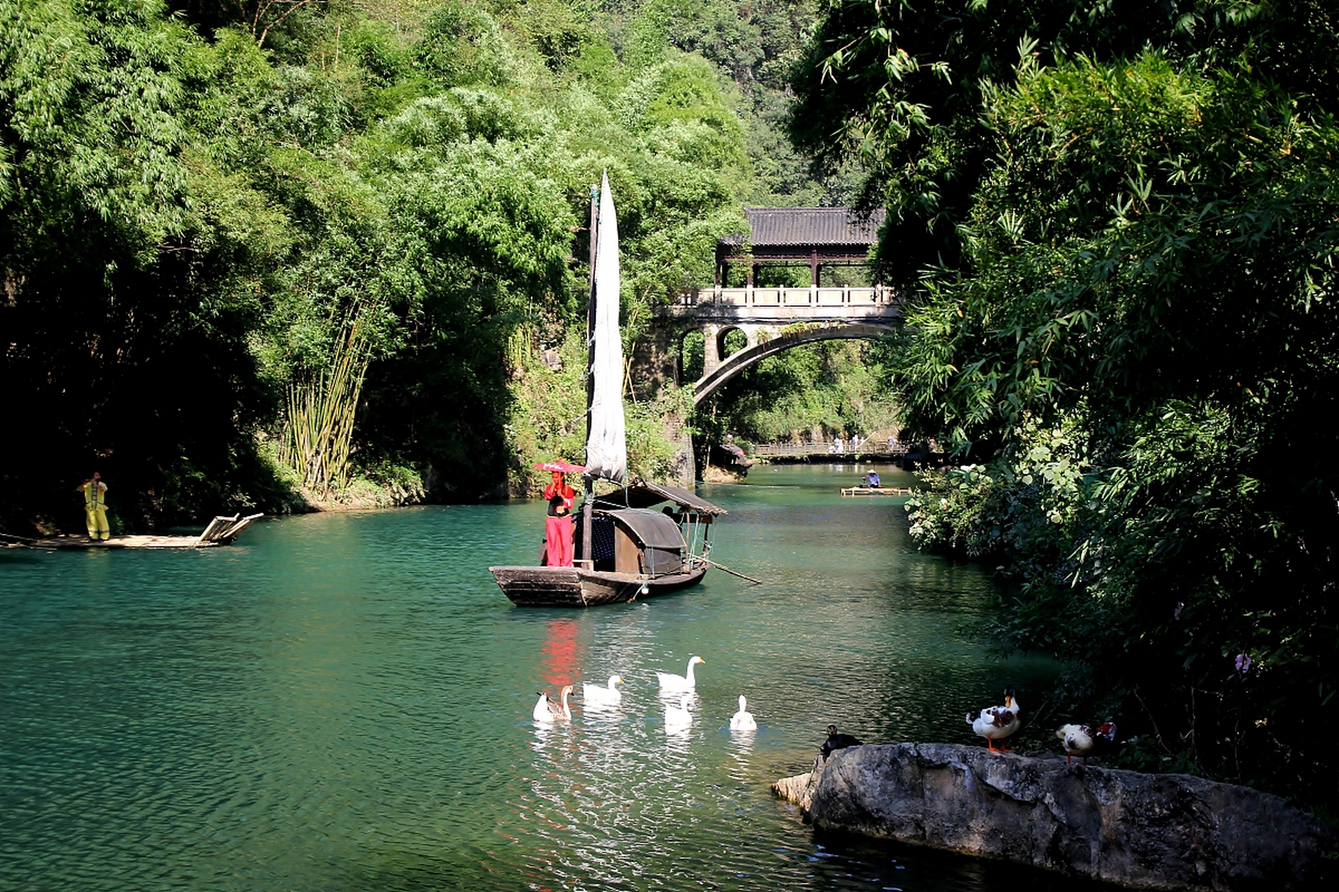热点引擎计划# 宜昌市三峡人家,一处充满历史韵味和自然美景的旅游