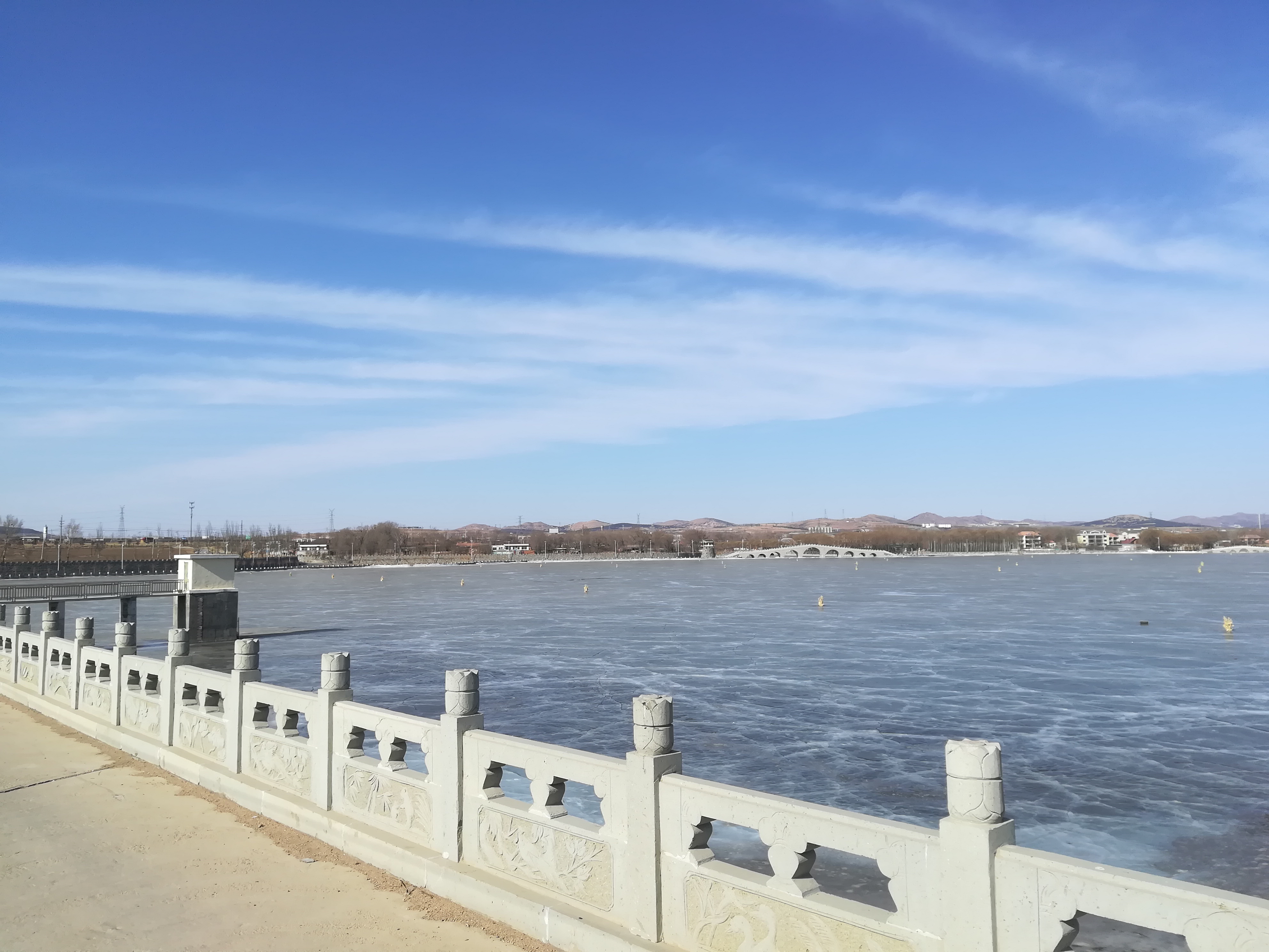 辽宁阜新松涛湖冬季的风景