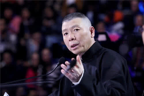 冯小刚和郑爽聚餐热聊很开心,暖心安慰郑爽:希望你的心是暖的