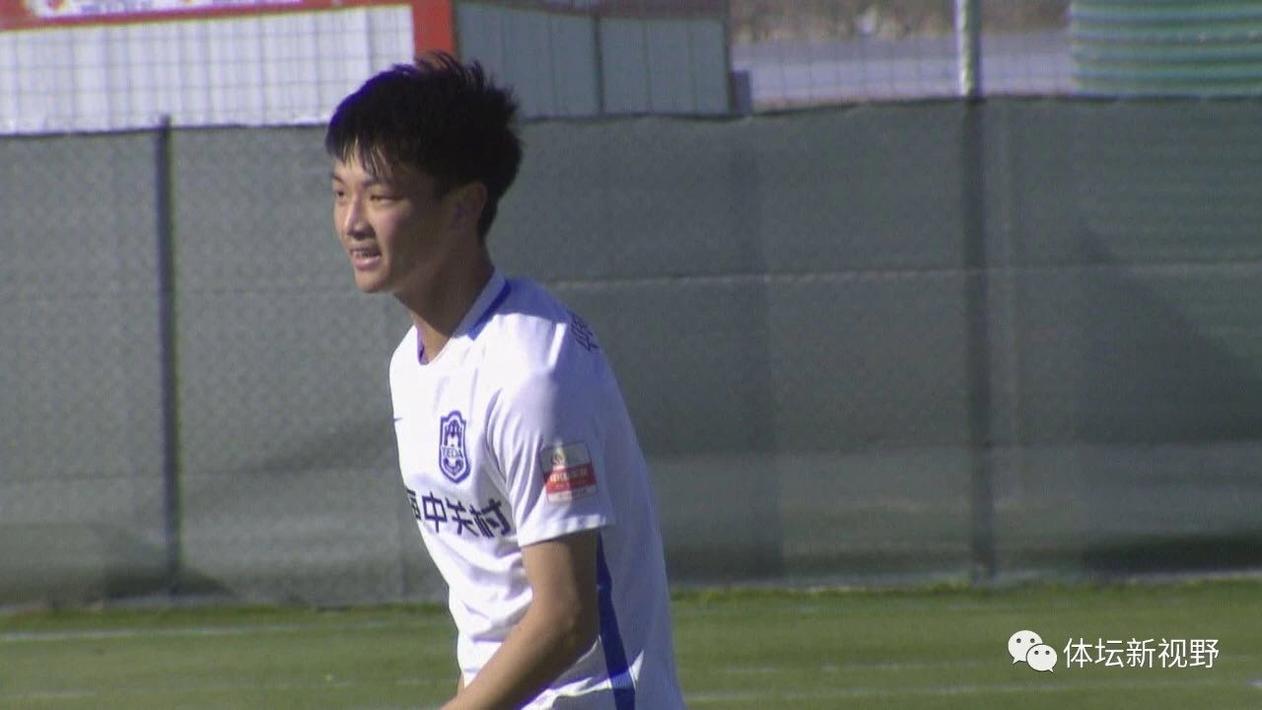 泰达也归化?瑞士籍华裔中场杨明阳获施大爷肯定