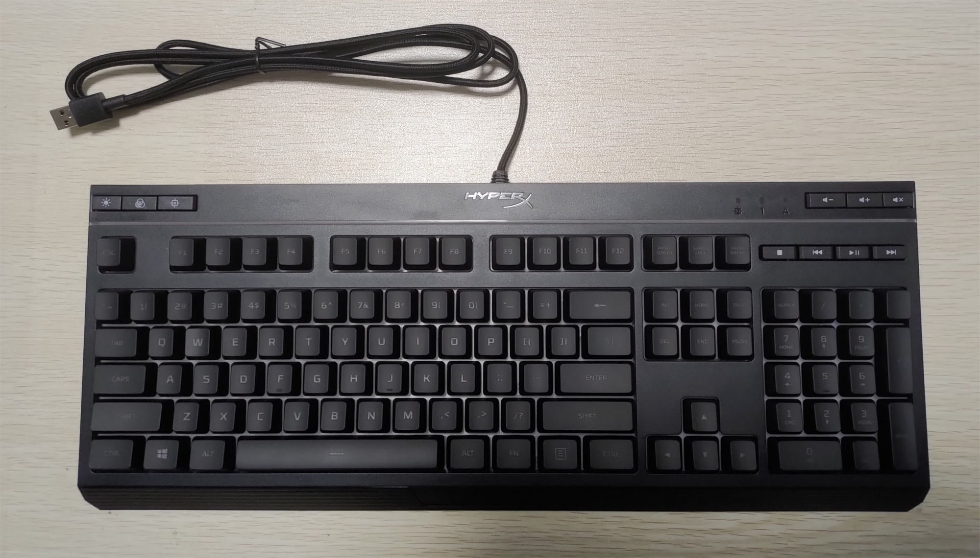 金士顿hyperx alloy core rgb魅影usb有线游戏键盘怎么样