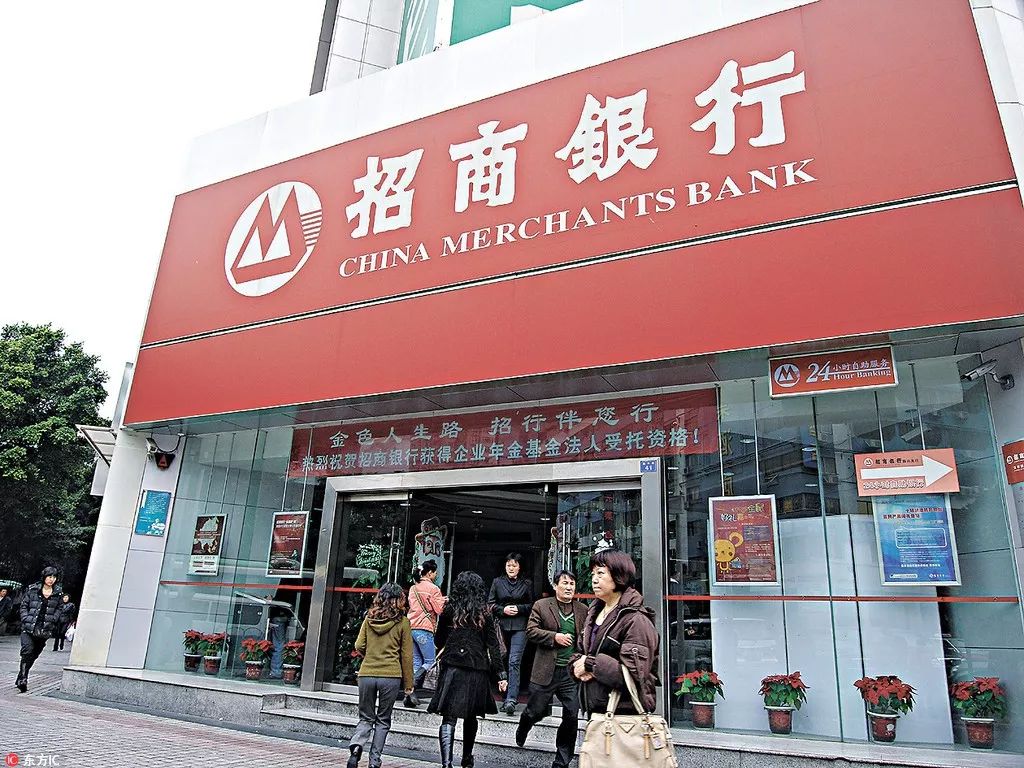 价值投资"四大天王"走下神坛,"大基建,大轨道"逆势