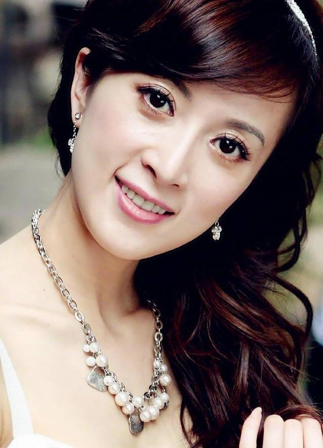 金巧巧回应气质问题,好的演员就该驾驭所有角色,大家这样说!