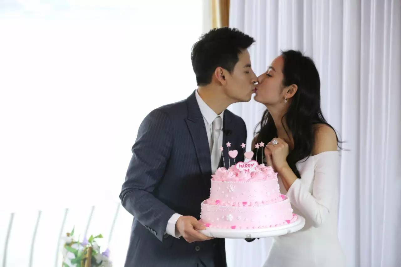 现实版童话故事!吃顿火锅却遇上今生挚爱,如今更是被宠成公主!