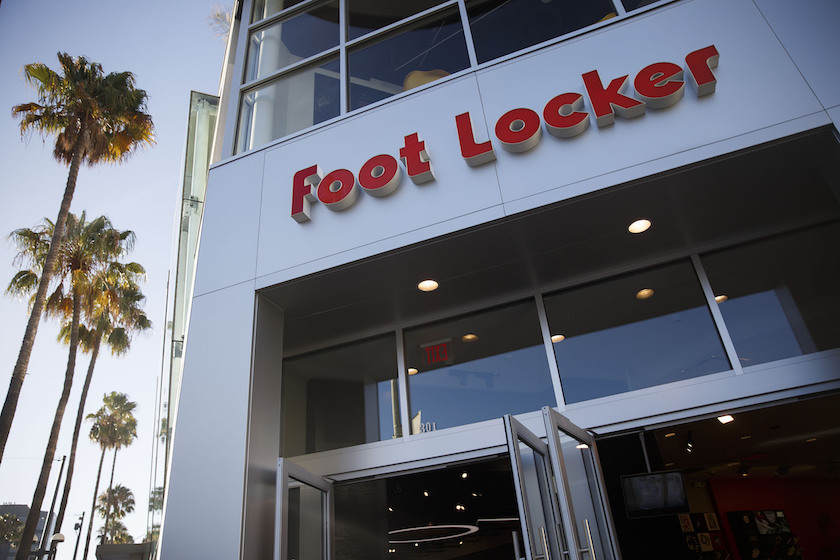 foot locker第四季度业绩超预期增长,自救成功源于品牌和投资多元化