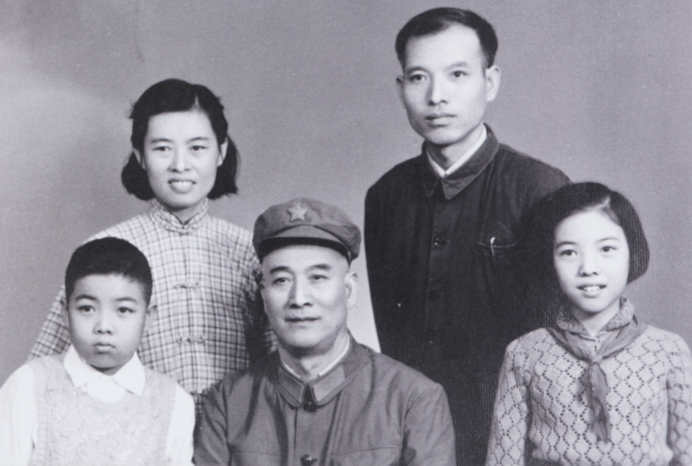 这三人本是国民党,被俘后弃暗投明,后来皆成开国将军