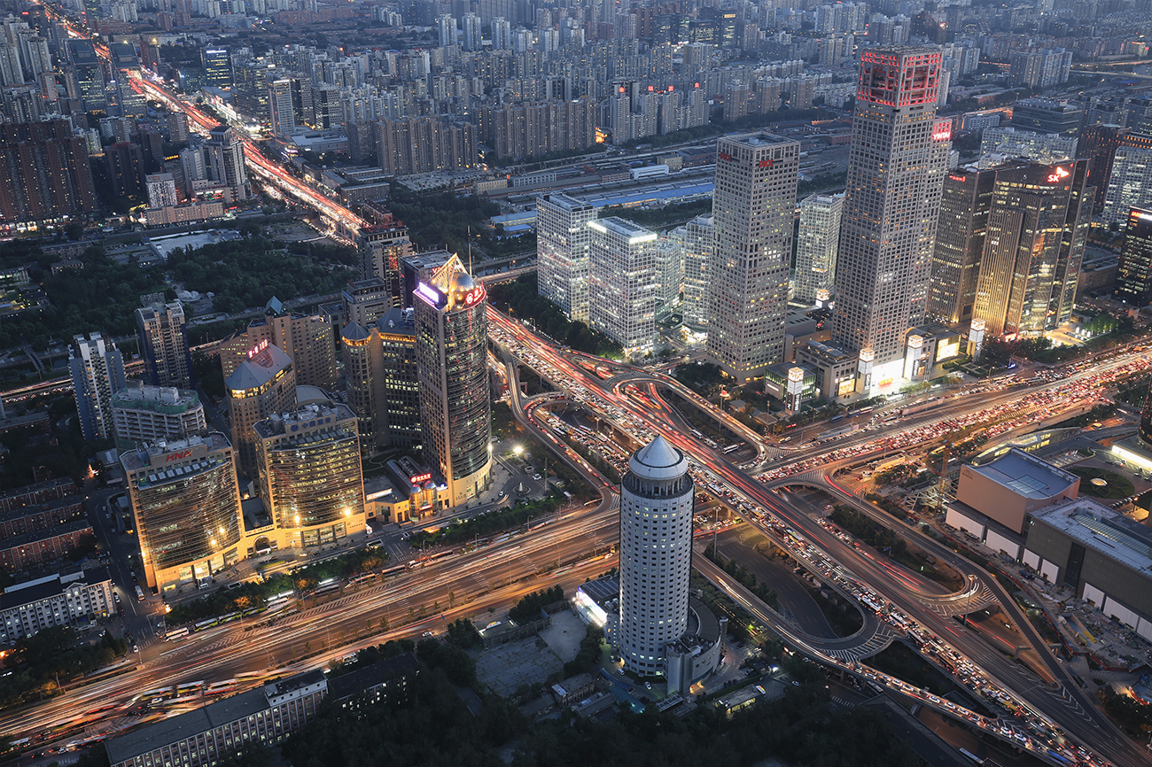 北京小众打卡拍摄点:站在中国尊俯视京城夜景,看傻了