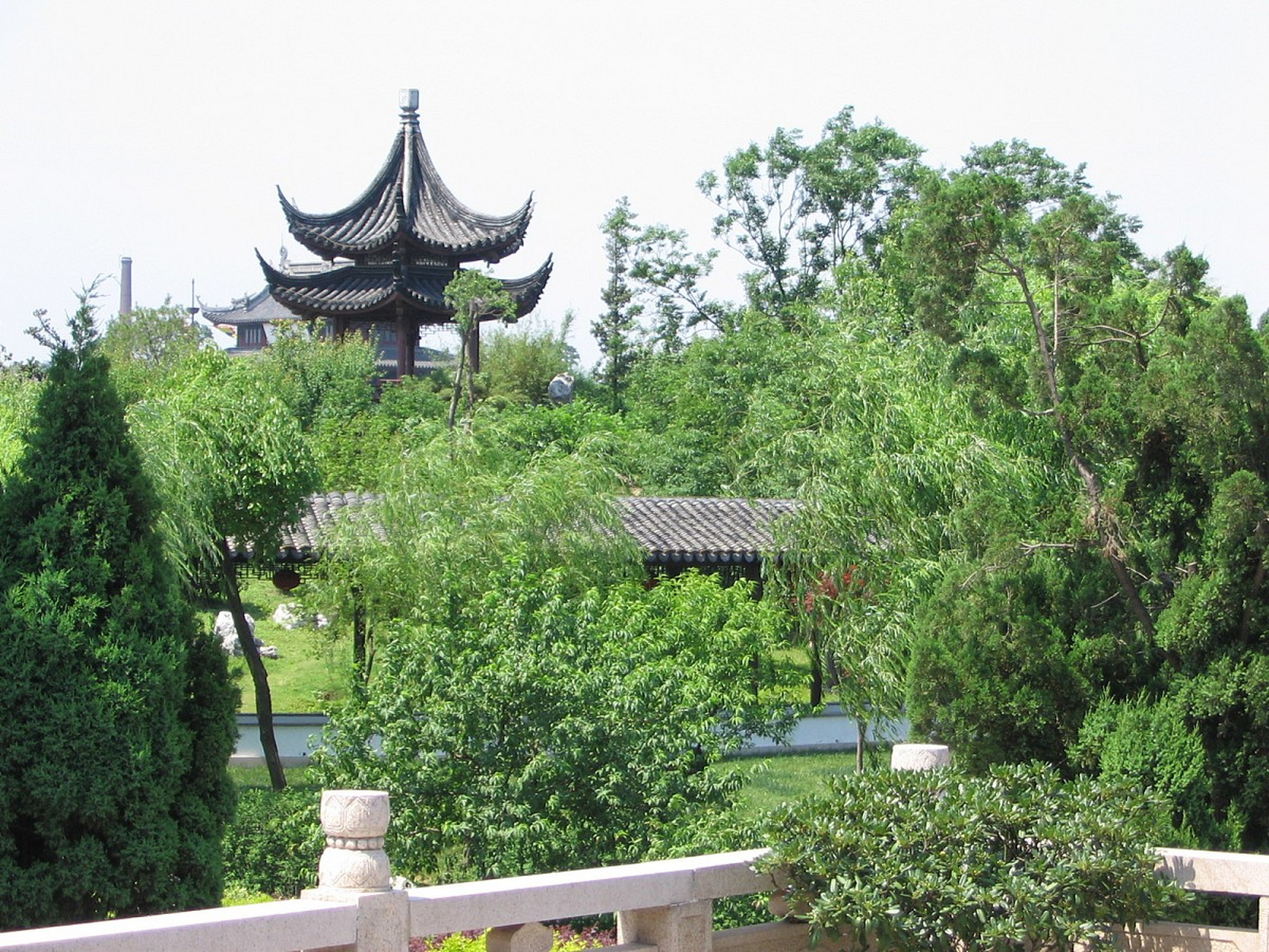 这次旅行,我来到了无锡梅园横山风景区,这个位于江苏省无锡市西南部的