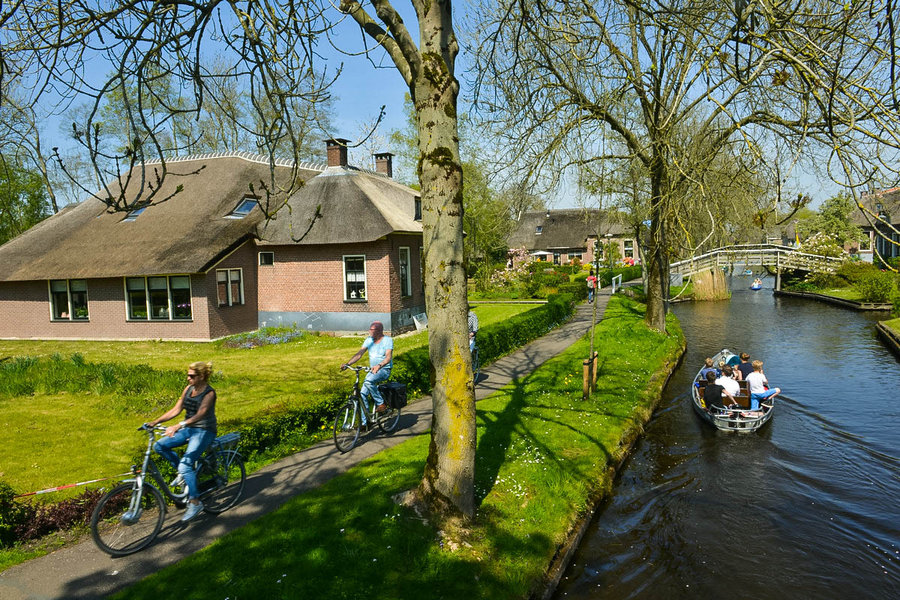 这个小镇没有公路,却有小桥流水般的田园慢生活!