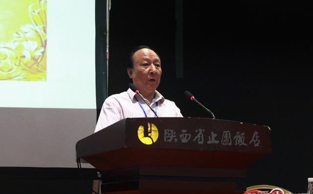 王盛华用生命谱写壮丽华章(之一)