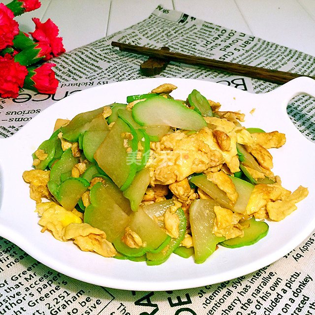 佛手瓜在瓜类蔬菜中营养全面丰富,常食对增强人体抵抗疾病的能力有益