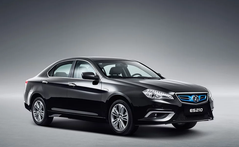 男人开这车面子十足,北汽新能源-es210,外形优美!