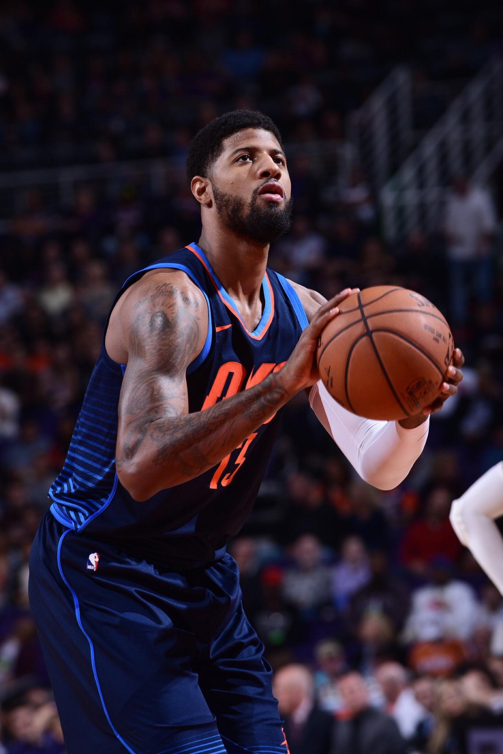 保罗·乔治本赛季多次暴走,这是要抢mvp的节奏啊!