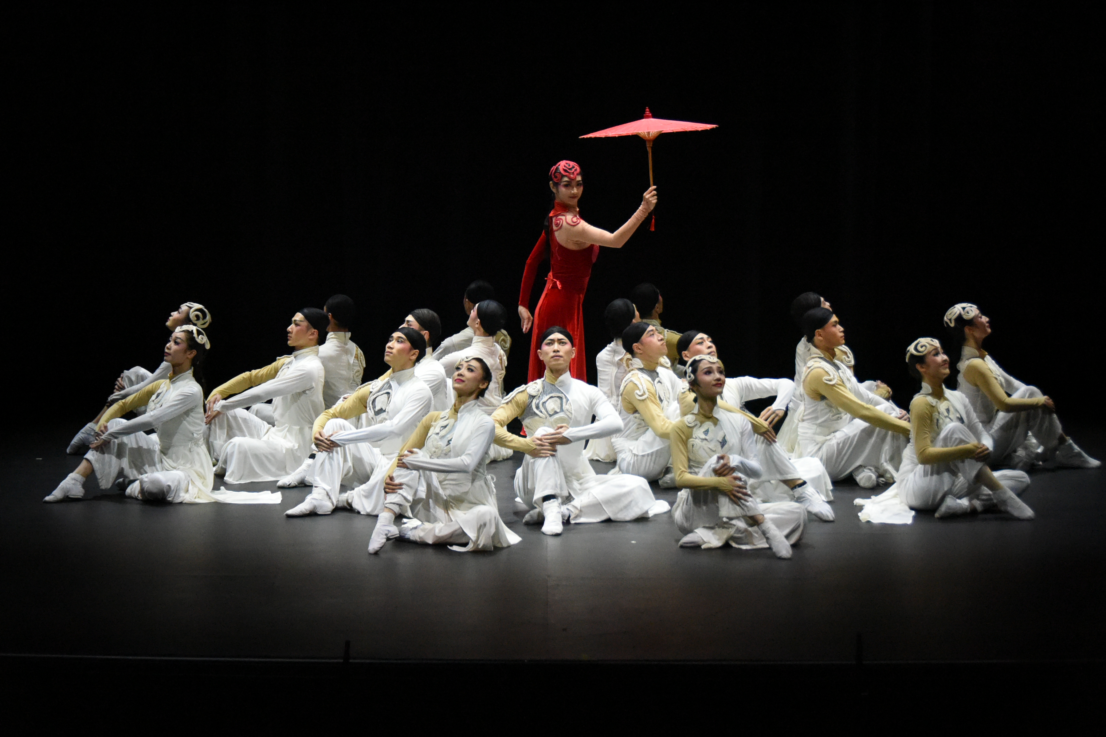 中国东方歌舞团大型舞蹈《中国故事》亮相新西兰(1)