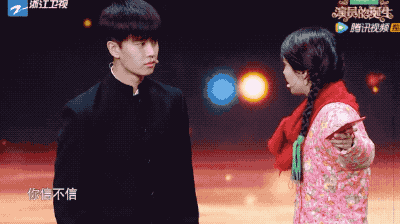 郑爽首次走心回应为何放飞自我,可观察她的实际行动,却啪啪打脸