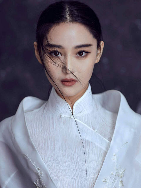 张馨予:"天使的面孔,魔鬼的身材",最后一张美照惊艳了时光