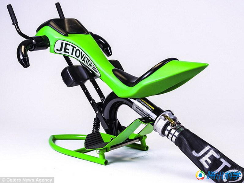 钢铁侠版喷射飞行器 可让你"上天入海"