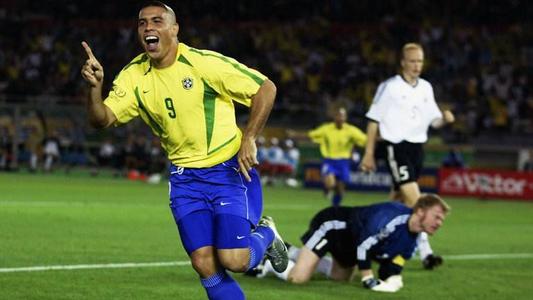 盘点世界足坛盘带技术最好的五位大师,大罗上榜,现役仅一人