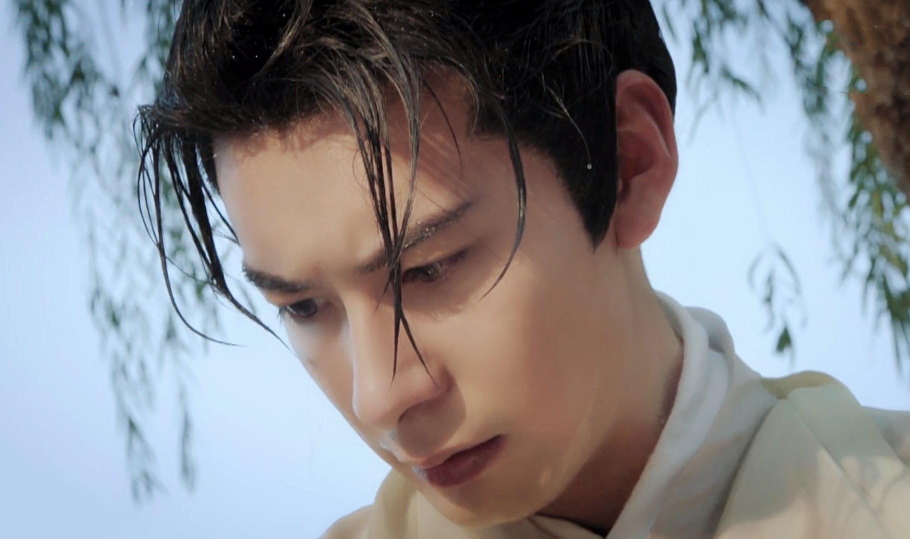 吹爆童星出道的东宫男主,不仅从小帅到大,哭戏更是让人动容