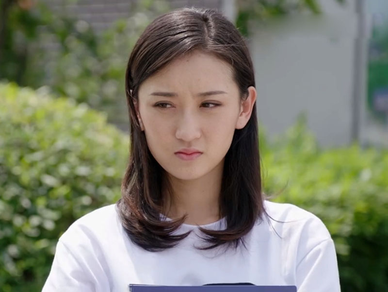 跟着赵本山苦熬11年,30岁的美女唐艺兮机会来了