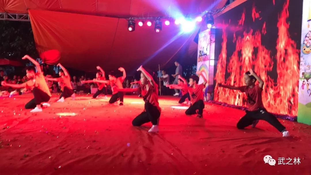 武术基本功(12)——基本腿法(里合腿)