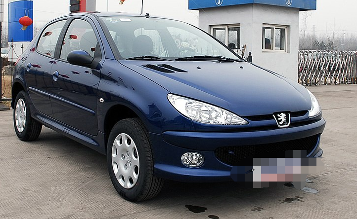 东风标致标致206整体的设计理念十足外表尽显霸气风采