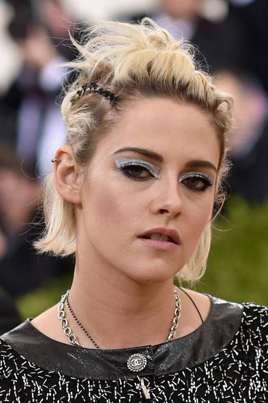 "暮光女"梳狼奔头man气十足,从发型看女神切换成男神模式!