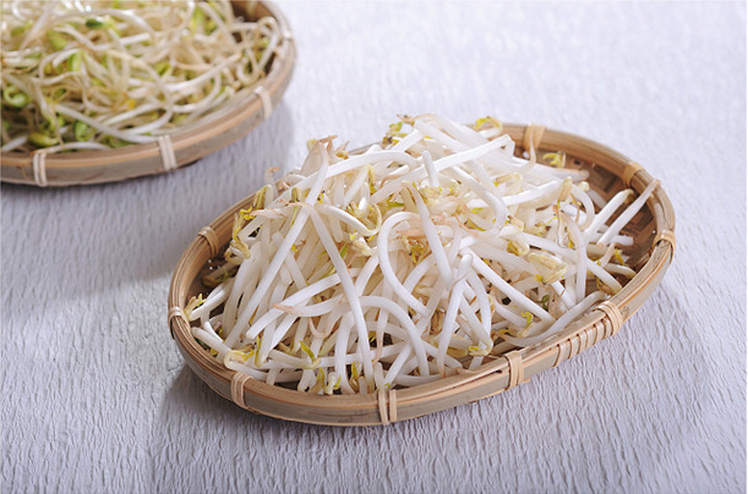 爱吃豆芽一定要收藏好,学会这种做法,营养又下饭,一上桌就抢光