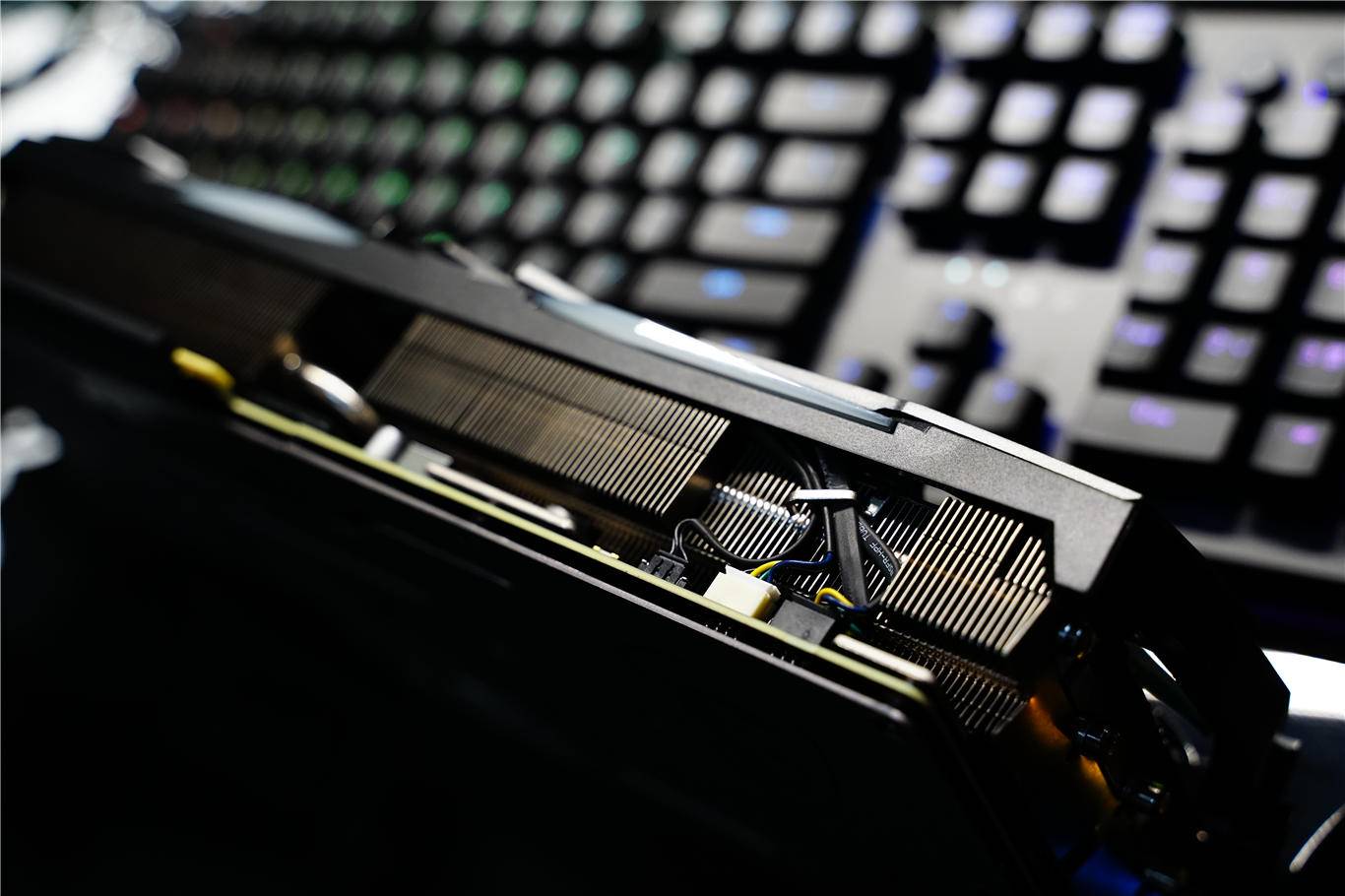 微星geforce rtx 2080 gaming x trio魔龙