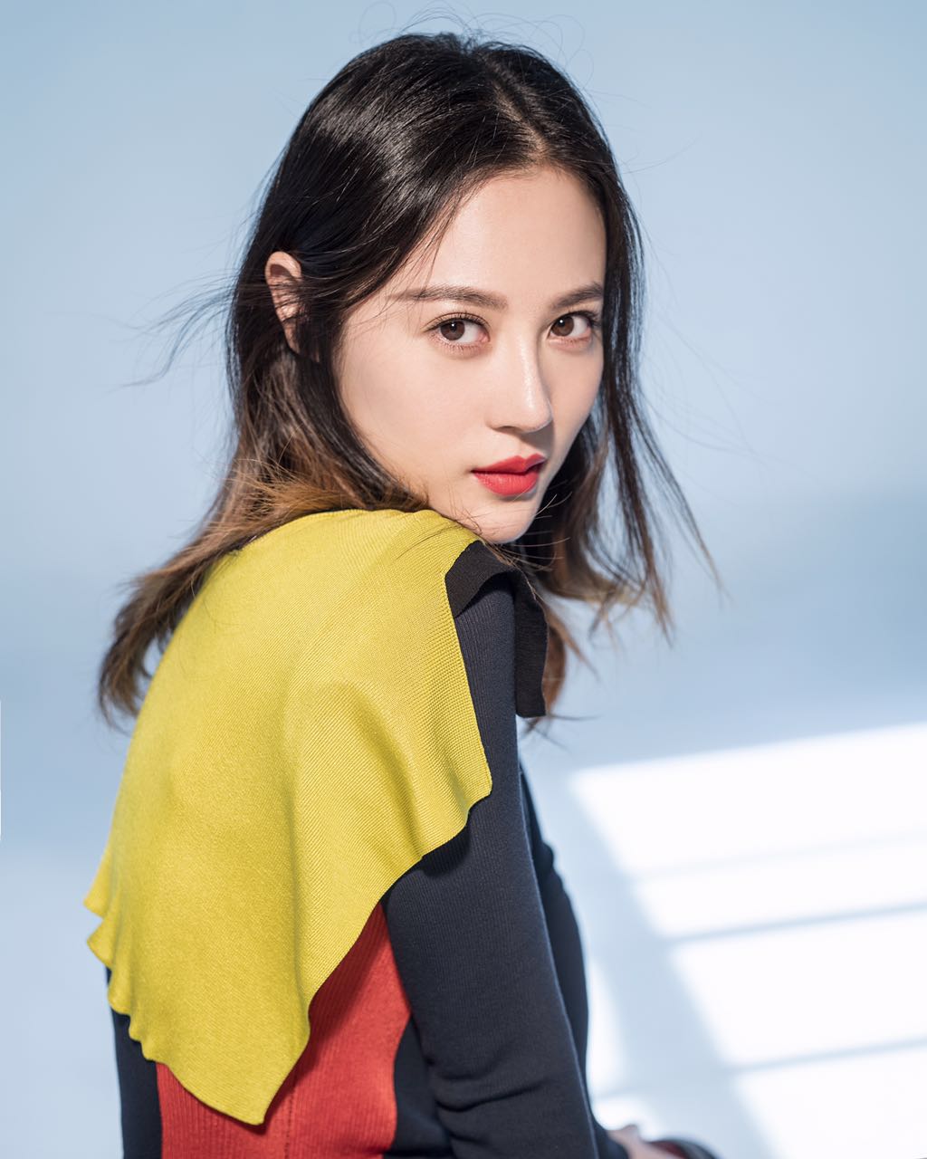 听说这些中国女艺人都身高165cm,战鹤文原来也在其中