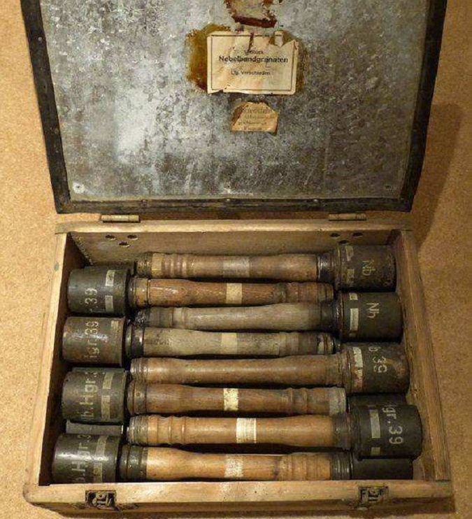 二战时期手榴弹巅峰之作:德军m24长柄手榴弹,敌人恐惧的理由!